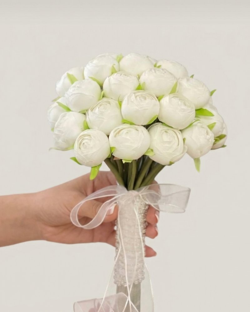 Beyaz Şakayık (Peony) Buketi